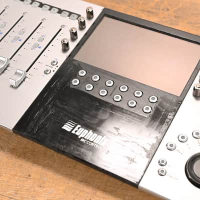 Euphonix MC Control 4-Fader Control Surface (NO POWER SUPPLY) CG01FGD image 4
