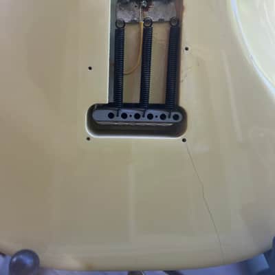 Fender American Standard Stratocaster with Maple Fretboard 1996 - 1997 Vintage White image 12
