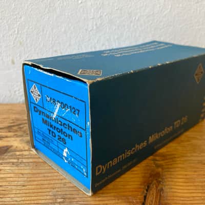 Telefunken TD26 (1969) new foam – A classic that shines bright image 6