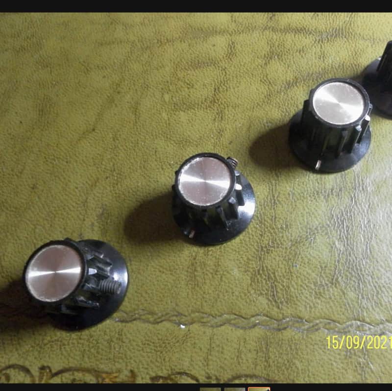 Powertran Transcendent 2000, Spare control knobs image 1