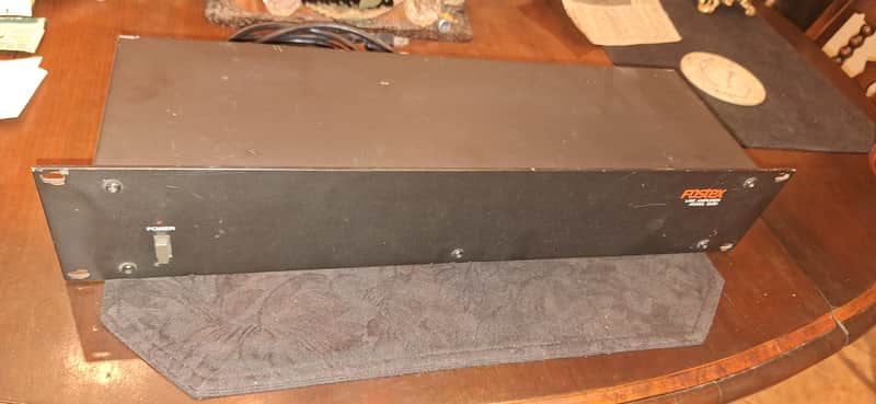 Fostex 5030 Line Amplifier