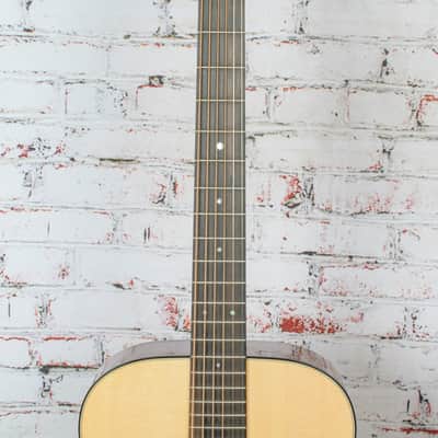 Martin - 2025 00-18 Standard Series - Acoustic Guitar - Aging Natural Toner - with  Hardshell Case - x8497 (10Y250018-1) image 3