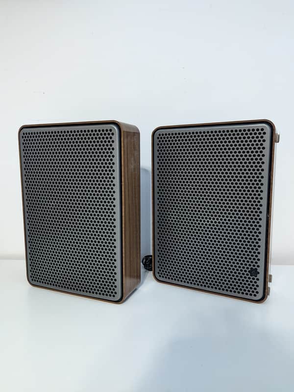 ​Grundig Flach-Box 180 Vintage Flat Wall Speakers Pair (1970s Germany) - Wood & Metal Grille image 1