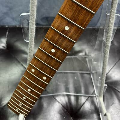 Squier Loaded Stratocaster Neck with CBS Style Headstock, Rosewood Fingerboard image 5