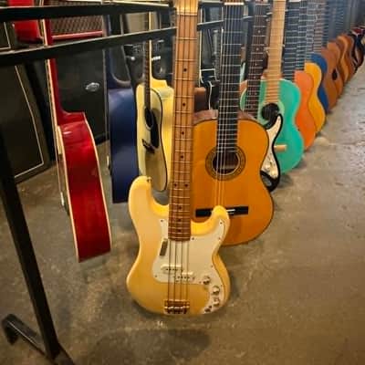 Fender Precision Special Bass with Maple Fretboard 1980 - 1983 - Arctic White image 2