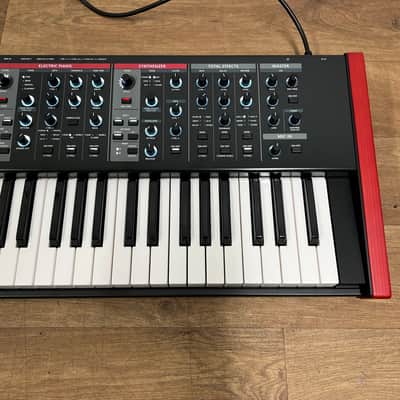 Roland V Stage 76 Keyboard; Serial No: Z5S0968 | Second Hand image 5