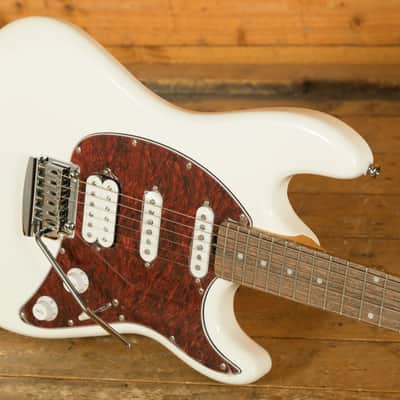 Sterling CT30CHSS SUB Series Cutlass - Olympic White image 5