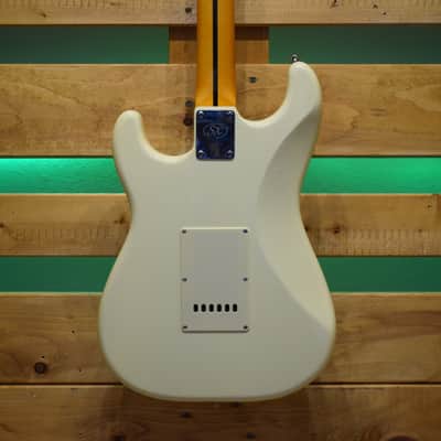 SX SST57-VWH 2024 - Vintage White E- Gitarre 57er vintage Style, 3 Single Coil Pickups, Vint.Tremolo image 7