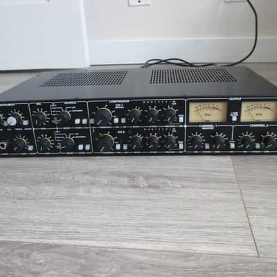 Drawmer 1970 Dual FET Compressor & Preamplifier 2020 - Present - Black image 2