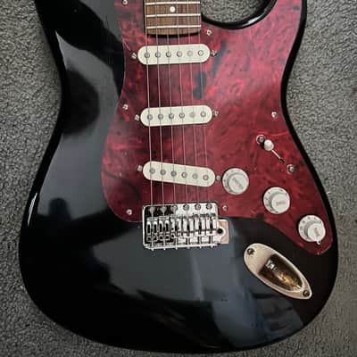 1984 FENDER STRATOCASTER FROM THE FAMED FUJIGEN (FGN) FACTORY image 7