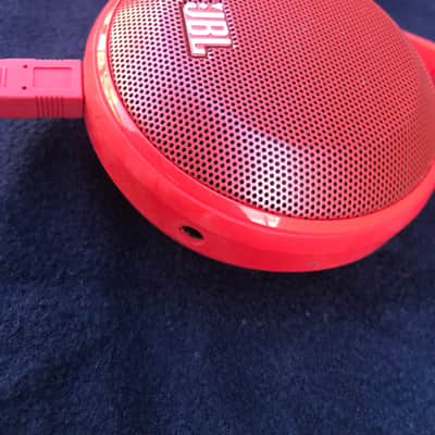 JBL E40BT headphones and Speaker Bluetooth 2016 - RED image 4