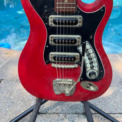 Hagstrom H III 1960s - Red image 1