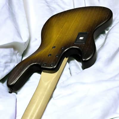 Sandberg Cal. TM-4 SuperLight, Tobacco Burst / Maple *6.9 Lbs. On Order, ETA May 2027 image 15