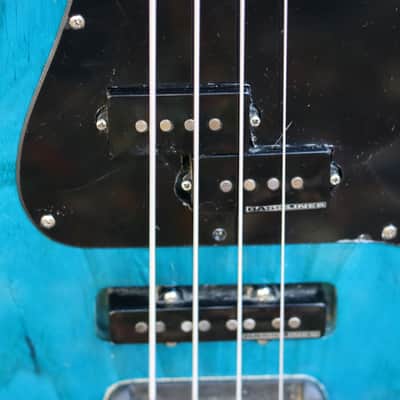 G&L bass SB-2 1982 - blue image 4