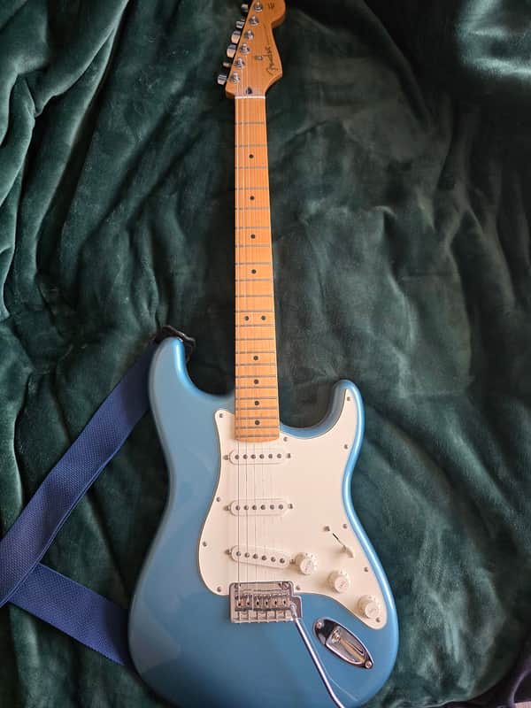 Fender Player Stratocaster with Maple Fretboard 2018 - 2024 - Tidepool (with hard case) Bild 1