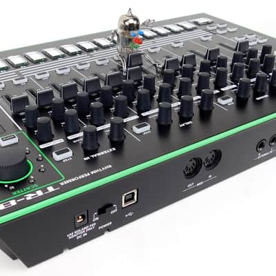 Roland TR-8 AIRA Drum Synthesizer + Fast Neuwertig + 1,5Jahre Garantie image 7