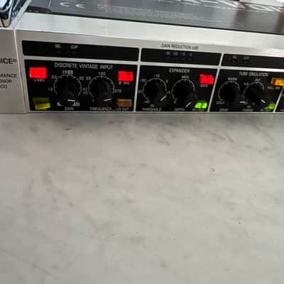 Behringer Ultra-Voice Pro VX2000 High-Performance Mic Preamplifier/Voice Processor image 2