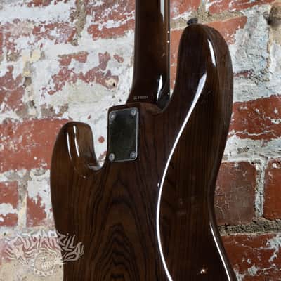 Fender Jazz Bass '62 Reissue JB62-81WAL 2006 Walnut CIJ Japan image 10