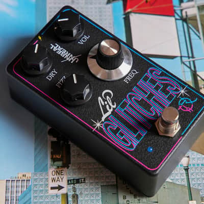 Lil Glitches WITH DEMO fuzz ring modulator crazy noise glitch image 2