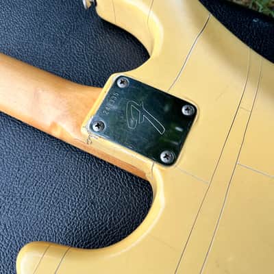 Vintage 1968 Fender Stratocaster w/ HSC image 15