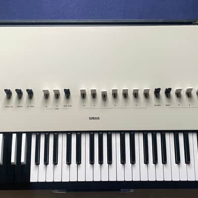 Yamaha ELECTONE YC-20 1970-77 - Grey Lacquered image 8