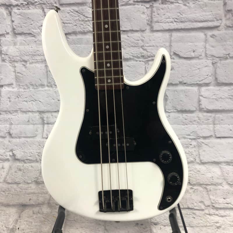 Peavey Fury 4 String Bass White 1980s image 1