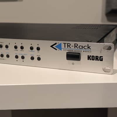 Korg Trinity TR Rackmount 32-Voice Polyphonic Workstation 1998 - Silver