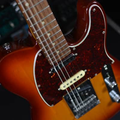 Fender Player Plus Nashville Telecaster with Pau Ferro Fretboard 2023 - Present - Sienna Sunburst image 9