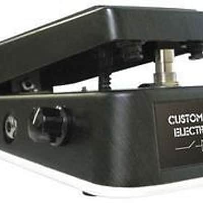 MXR Custom Audio Electronics MC-404 Wah
