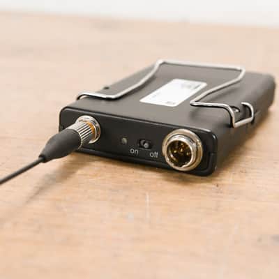 Immagine Shure UR1 Wireless Bodypack Transmitter - G1 Band: 470-530 MHz CG015BR - 6