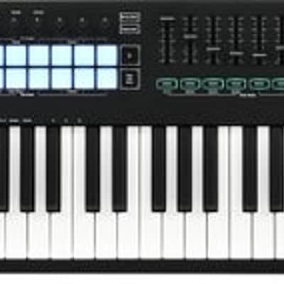 Novation Launchkey 88 88-key Keyboard Controller image 2