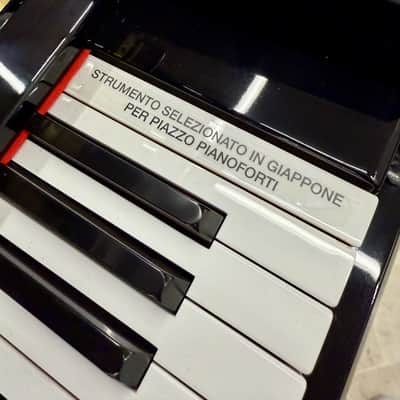 PIANOFORTE VERTICALE KAWAI BL-12 NERO LUCIDO image 4