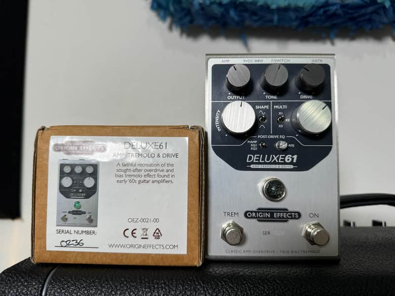Origin Effects Deluxe61 Amp Tremolo & Drive - Silver image 1