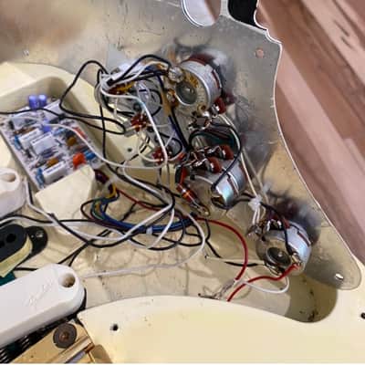 Fender Stratocaster Gold Elite 1983 Off white image 12