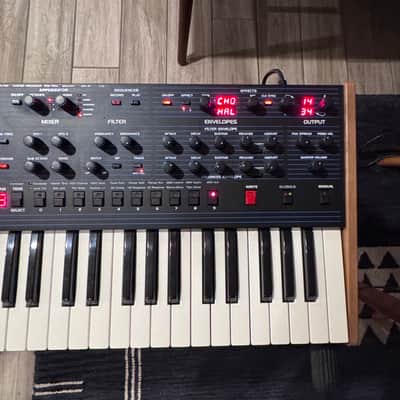 Dave Smith Instruments OB-6 49-Key 6-voice Polyphonic Synthesizer 2017 - Present - Black image 4