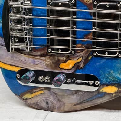 Maruszczyk Custom Jake TB 5p tb5p Thunderbird 5-string Bass with COA + Gig Bag 2025 - Living Color image 5