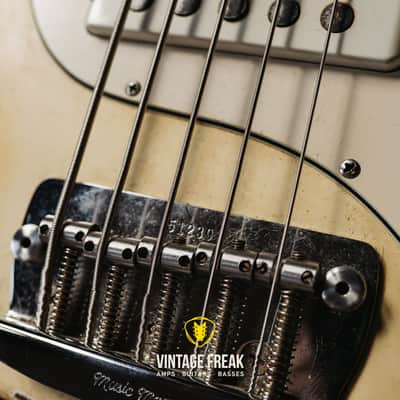Music Man Stingray 1989 - Olympic White RARE image 17