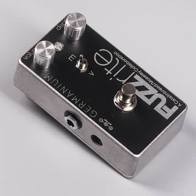 Mint Catalinbread/Moseley Fuzzrite Germanium Guitar Effects Pedal image 3