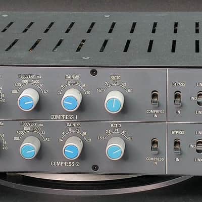 Neve 33609 early Stereo Compressor/Limiter AKA “Metal Knobs” Original SUPERB! image 9