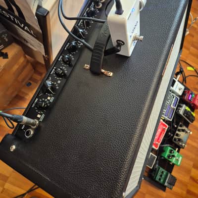 Fender Hot Rod Deluxe III 3-Channel 40-Watt 1x12" Guitar Combo 2010 - 2017 - Black image 2