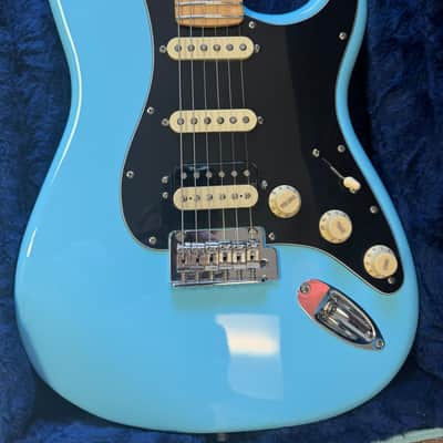 Custom "Baby Blue" Fender HSS Stratocaster & Limited Edition Sonic Blue Hard Case image 3