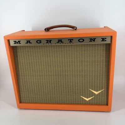 Magnatone Panoramic Stereo Combo 2x10" - Orange image 2