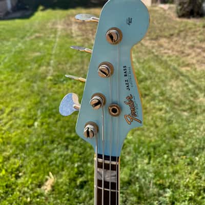 2024 Fender Custom Shop Limited Edition '66 Jazz Bass - Journeyman Relic - Aged Daphne Blue - 9.4lbs - RARE! Matching Headcap image 2