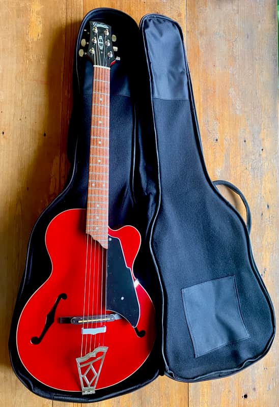 Vox Giulietta Semi acoustic VGA-3PS Archtop guitar Brand new gig case. image 1