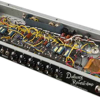Fender '64 Custom Deluxe Reverb-Amp 2-Channel 20-Watt 1x12" Guitar Combo Black image 10