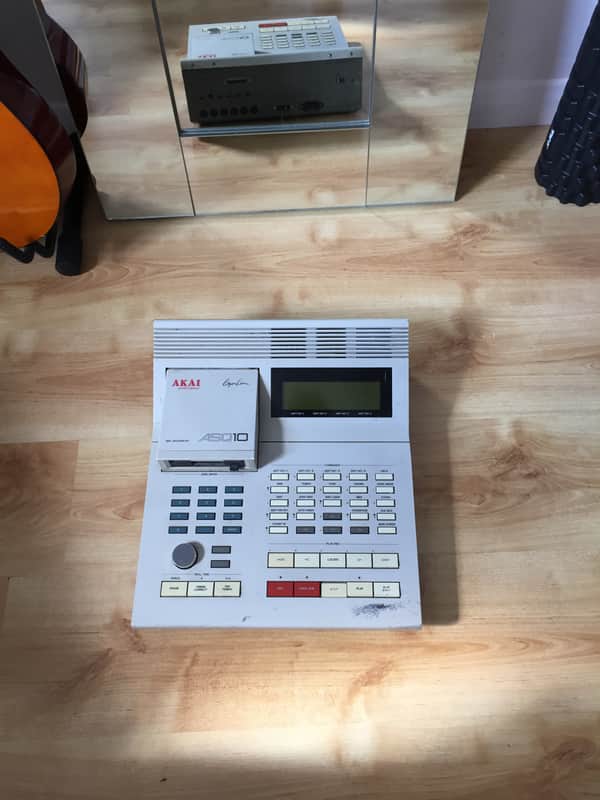 Akai ASQ 10 Sequencer image 1