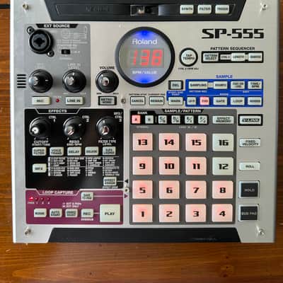 Roland SP-555 Sampler 2007 - 2013 - Gray