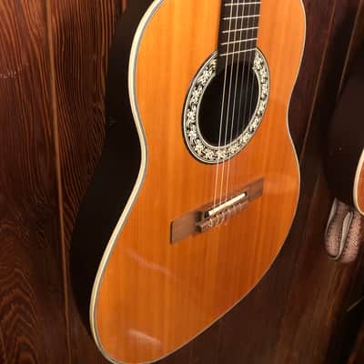 Ovation 1624-4 Country Artist 1977 Natural Nylon String image 4