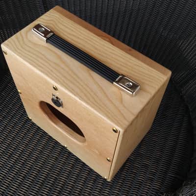 daRibeira O8 1x8" guitar cabinet in solid ash wood without speaker PRE-ORDER image 8