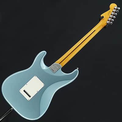 Fender USA Used Fender American Ultra Luxe Vintage '60s Stratocaster (Ice Blue Metallic/Rosewood) [SN.US25016203] image 4
